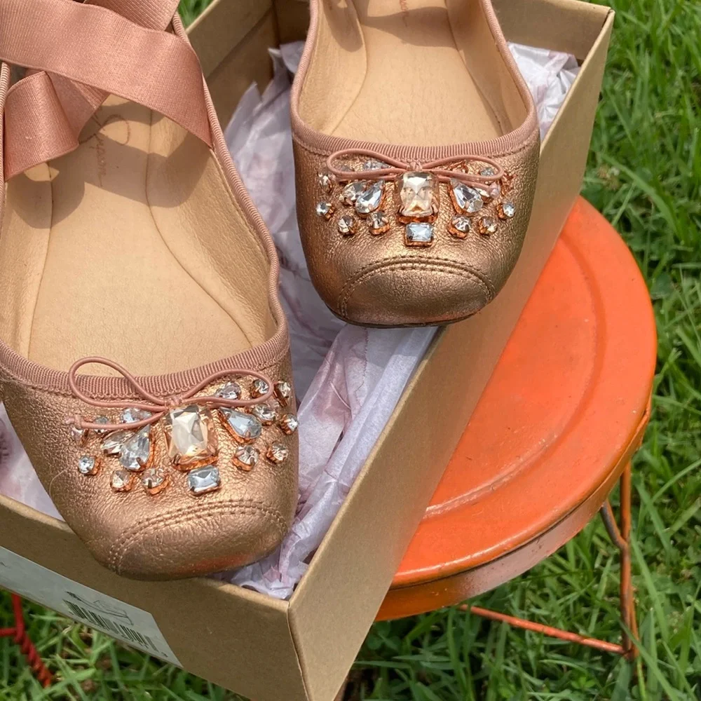 Beautiful Jessica Simpson ballerina ankle strap flats with faux stones. - Picture 6 of 14